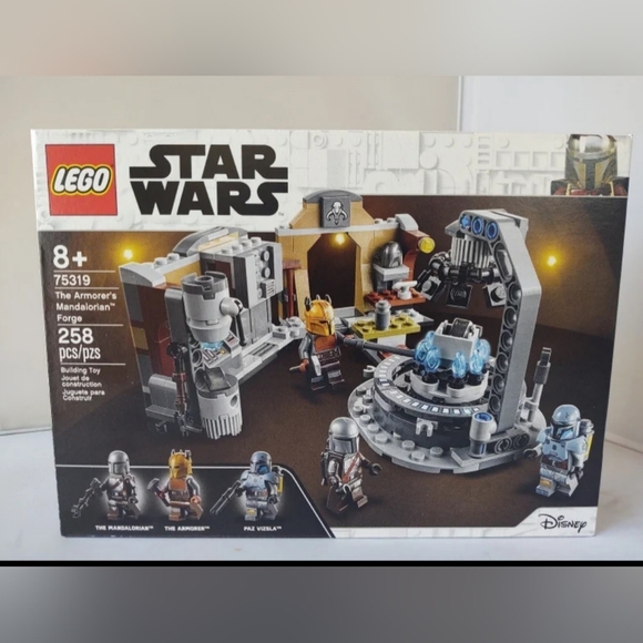 LEGO Star Wars 75319 The Armorer's Mandalorian Forge - Picture 1 of 3